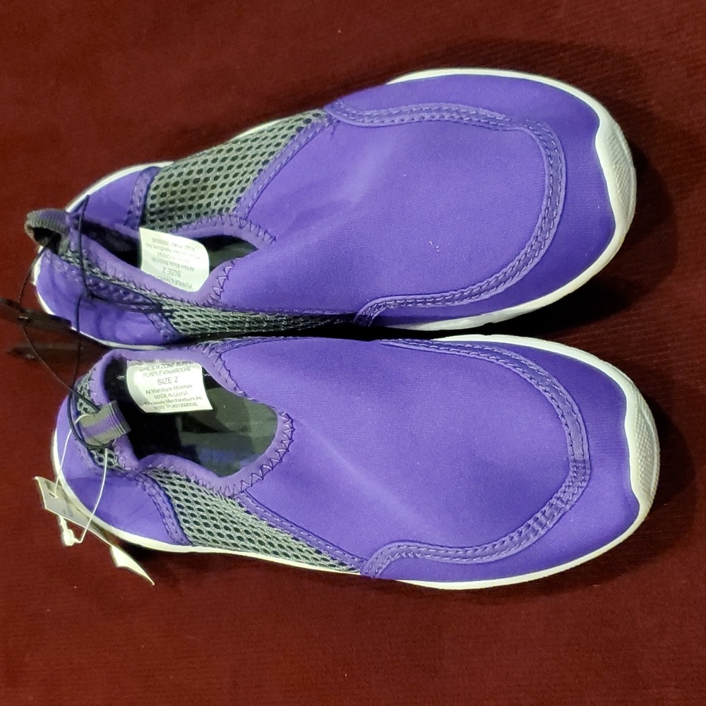 Girls Wave Zone Swim Water Shoes Size 12 2 3  Bright Purple Gray Mesh NWT